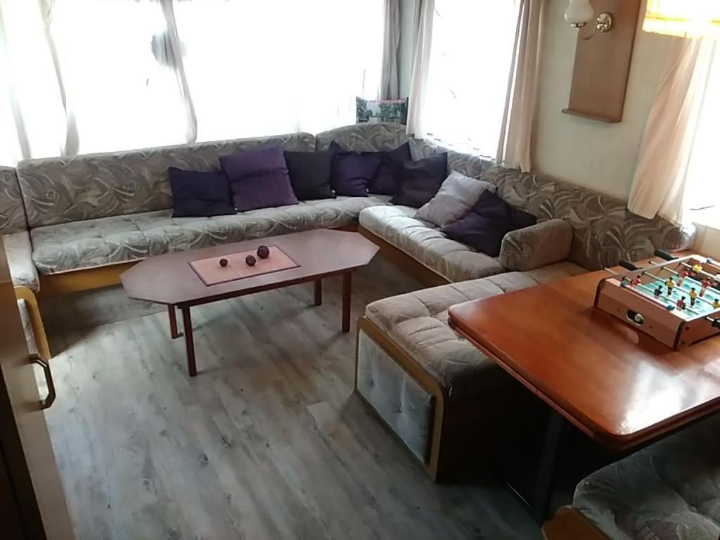 Mobilni Dum U Goldy Hotell Česká Skalice Exteriör bild